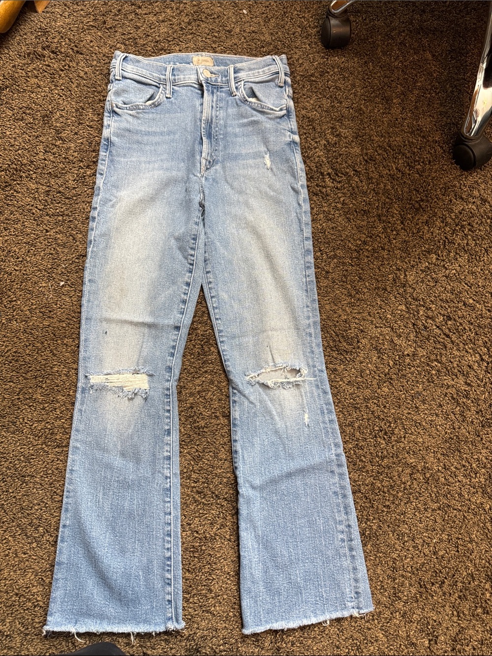 MOTHER Light Blue Distressed Flare Jeans in the style The Hustler ankle Fray